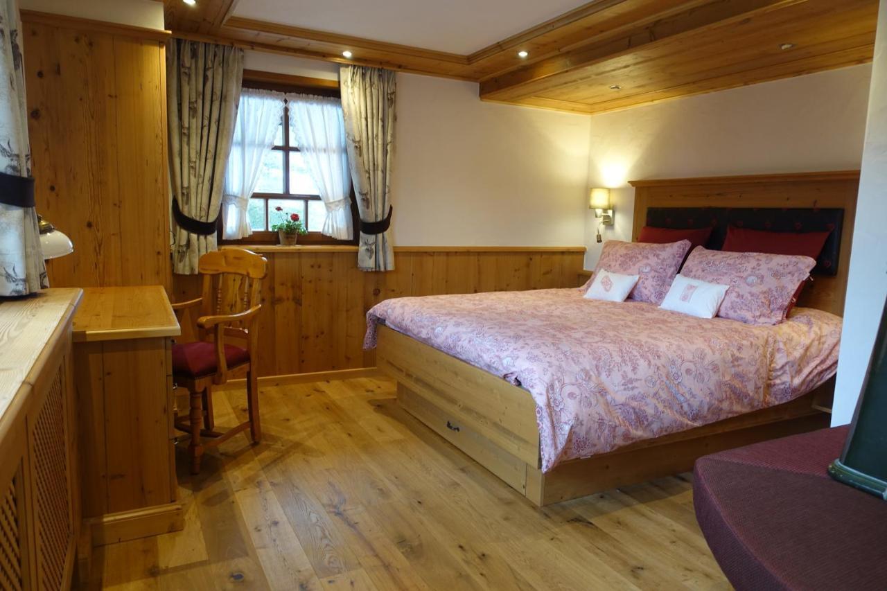 Hollhouse - Bed & Breakfast Hinterzarten Exterior foto